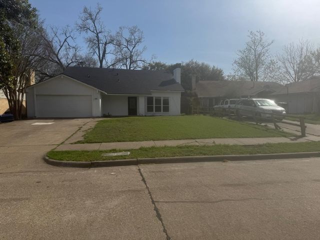 3834 Shadycreek Drive, Garland, TX 75042