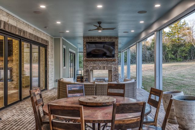 10247 Wooded Reserve Court, Washington, TX 77880
