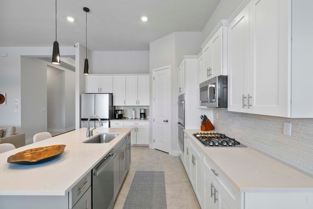 7985 Ironwood Way, Parkland, FL 33067