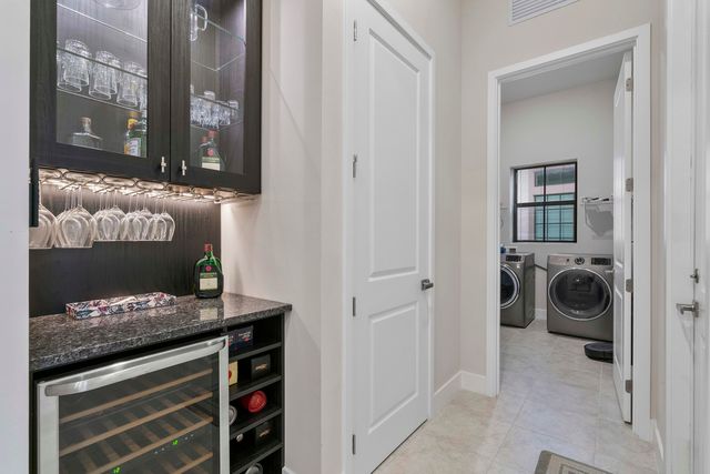 7985 Ironwood Way, Parkland, FL 33067