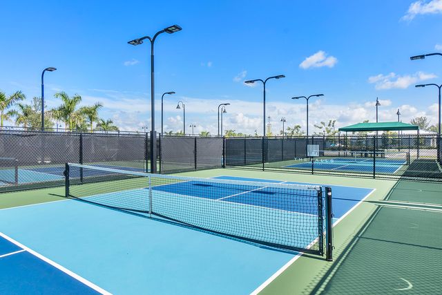 7985 Ironwood Way, Parkland, FL 33067