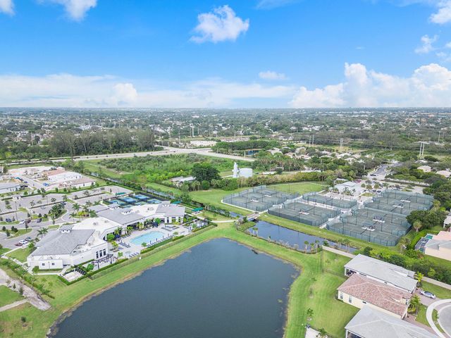 7985 Ironwood Way, Parkland, FL 33067