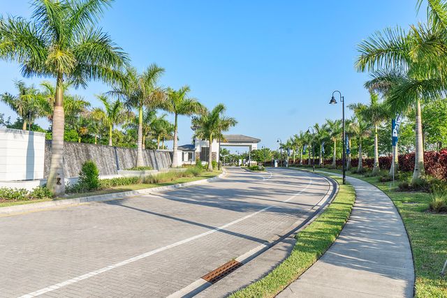 7985 Ironwood Way, Parkland, FL 33067