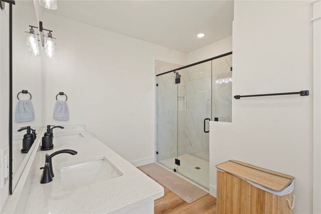 5172 Fm 1571, Lone Oak, TX 75453