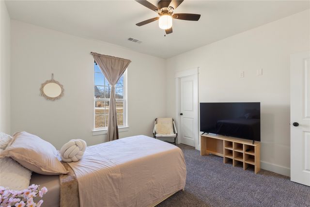 5172 Fm 1571, Lone Oak, TX 75453