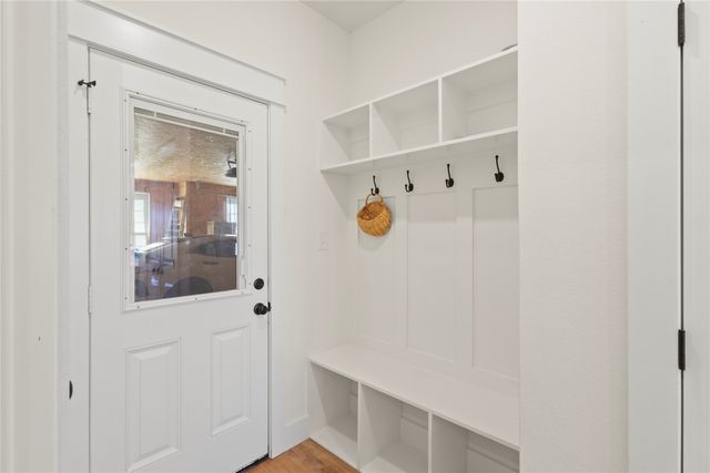 5172 Fm 1571, Lone Oak, TX 75453