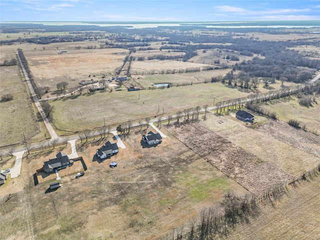 5172 Fm 1571, Lone Oak, TX 75453