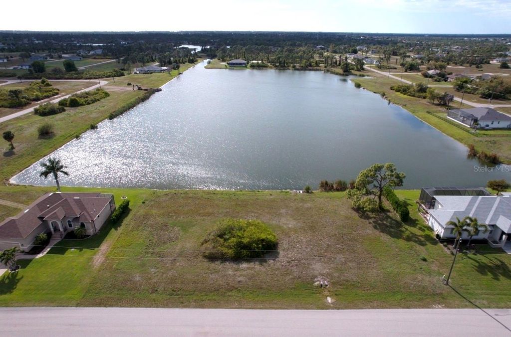 66 BRIG CIRCLE E, Placida, FL 33946
