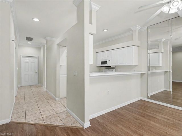 1617 Morning Sun LN E7, Naples, FL 34119