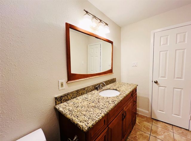4220 Madera Road, Irving, TX 75038