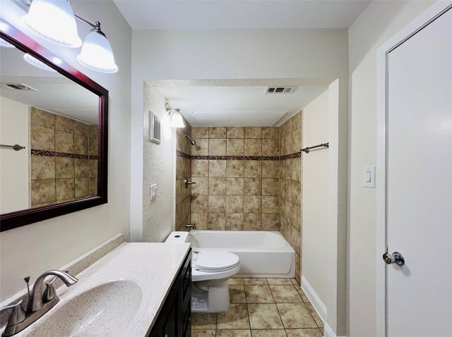 4220 Madera Road, Irving, TX 75038