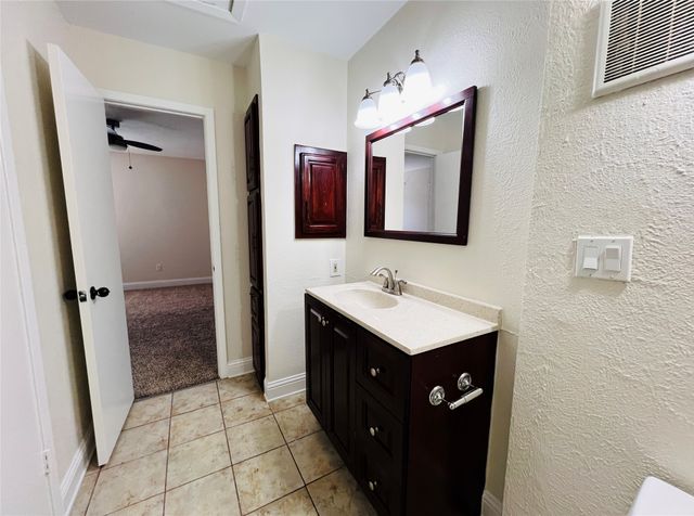 4220 Madera Road, Irving, TX 75038