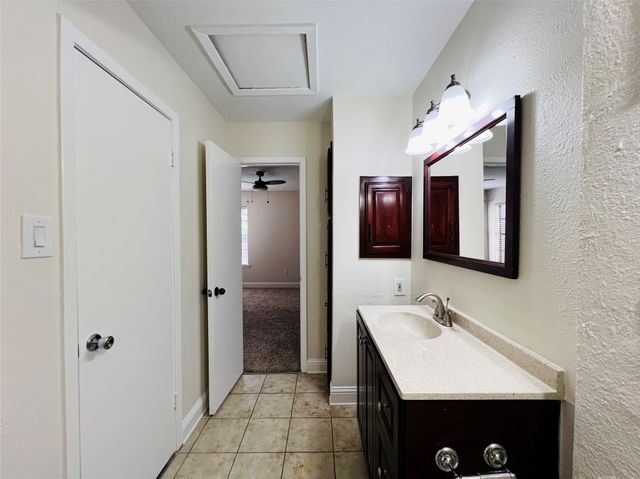 4220 Madera Road, Irving, TX 75038