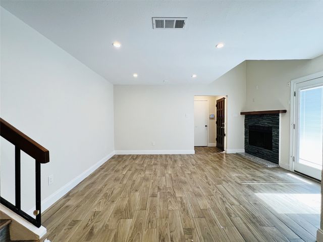 4220 Madera Road, Irving, TX 75038
