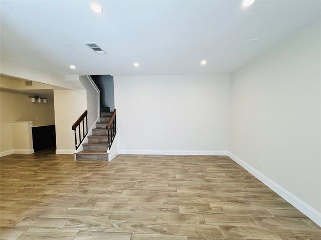4220 Madera Road, Irving, TX 75038