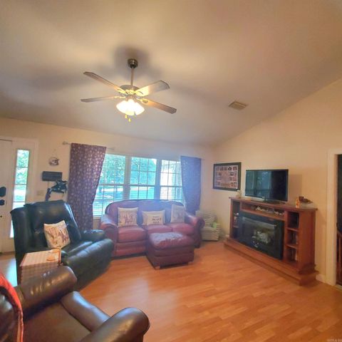 1308 Chimney Rock Street, Mountain View, AR 72560