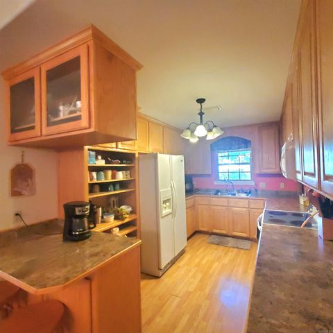 1308 Chimney Rock Street, Mountain View, AR 72560