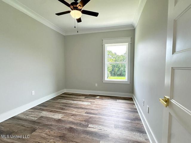 10152 Seymour Avenue, A, D'iberville, MS 39540