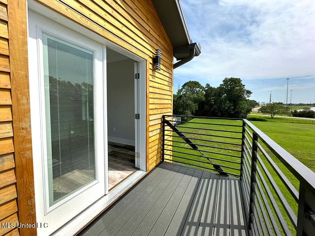 10152 Seymour Avenue, A, D'iberville, MS 39540