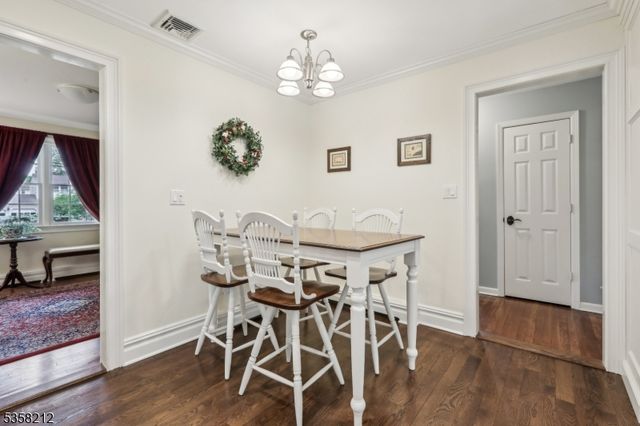 99 Algonquin Trl, Oakland Boro, NJ 07436