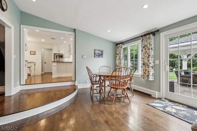 99 Algonquin Trl, Oakland Boro, NJ 07436