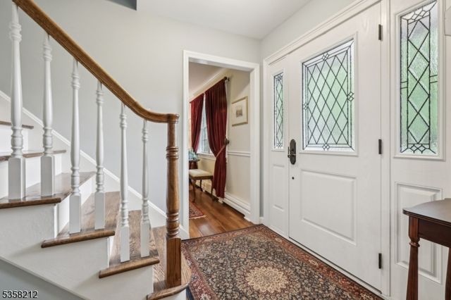 99 Algonquin Trl, Oakland Boro, NJ 07436