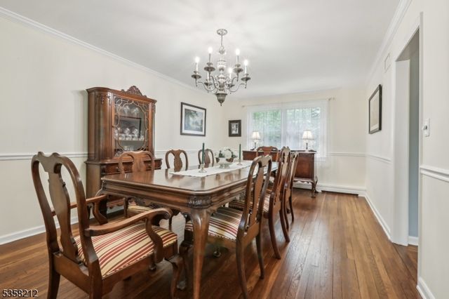 99 Algonquin Trl, Oakland Boro, NJ 07436