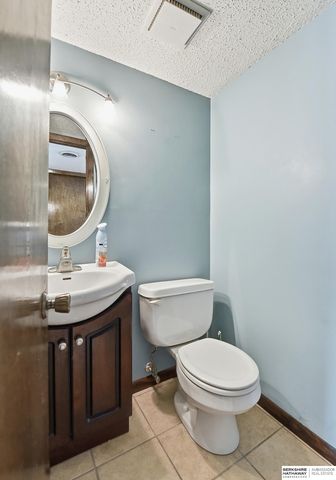 15018 Burt Street, Omaha, NE 68154