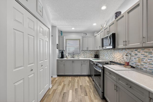 8388 SE Croft Circle P-9, Hobe Sound, FL 33455