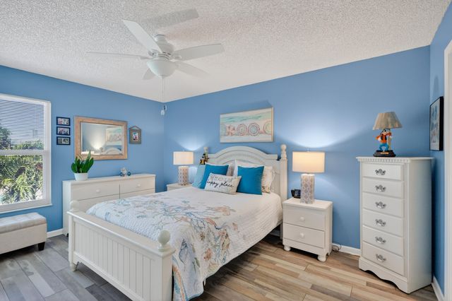 8388 SE Croft Circle P-9, Hobe Sound, FL 33455