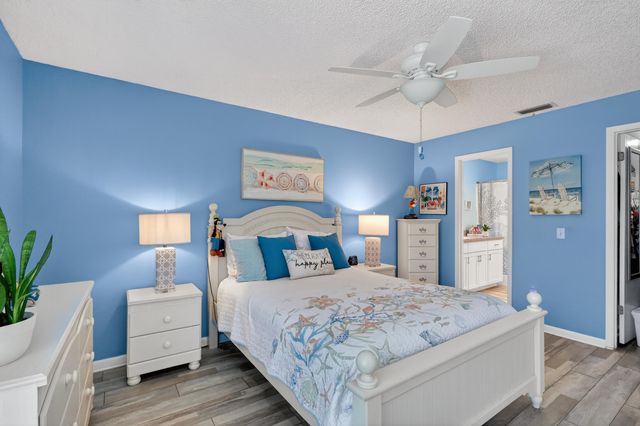 8388 SE Croft Circle P-9, Hobe Sound, FL 33455