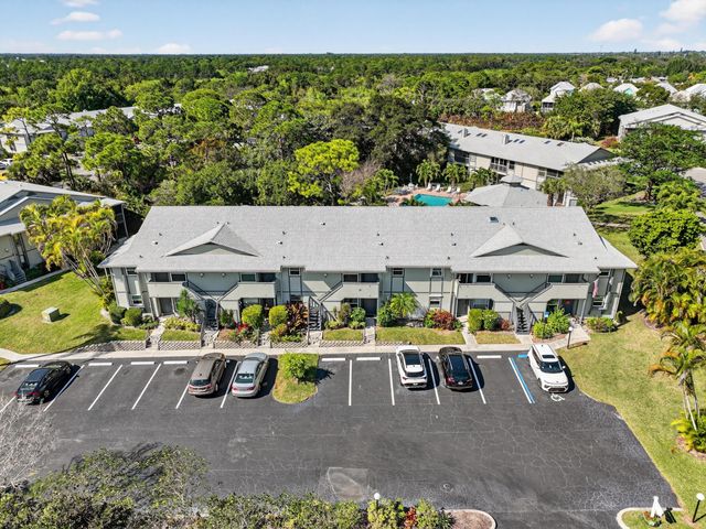 8388 SE Croft Circle P-9, Hobe Sound, FL 33455