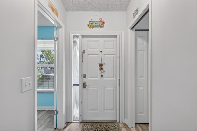 8388 SE Croft Circle P-9, Hobe Sound, FL 33455