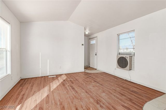 6920 Oakridge Avenue, Pahrump, NV 89048