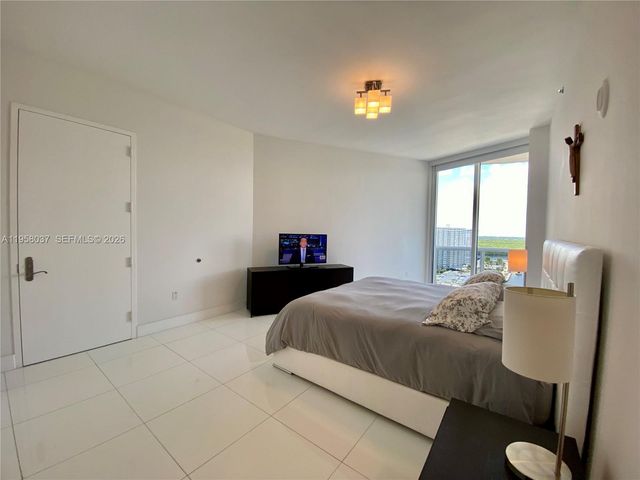 15811 Collins Ave 1605, Sunny Isles Beach, FL 33160