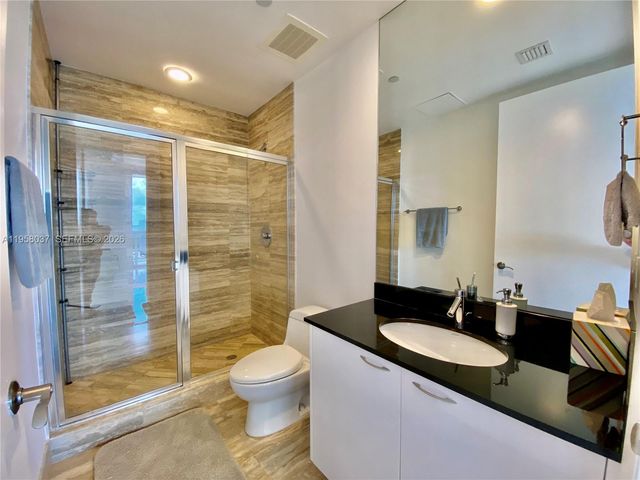 15811 Collins Ave 1605, Sunny Isles Beach, FL 33160