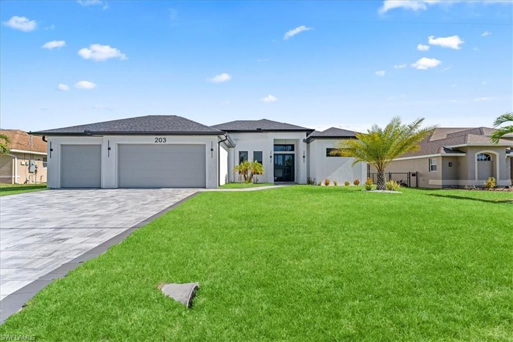 Image 1 of property listing at 203 SE 11th TER, Cape Coral, FL 33990