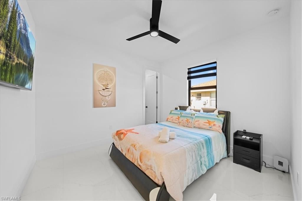 Image 17 of property listing at 203 SE 11th TER, Cape Coral, FL 33990