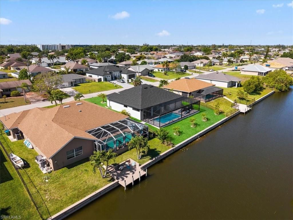 Image 27 of property listing at 203 SE 11th TER, Cape Coral, FL 33990