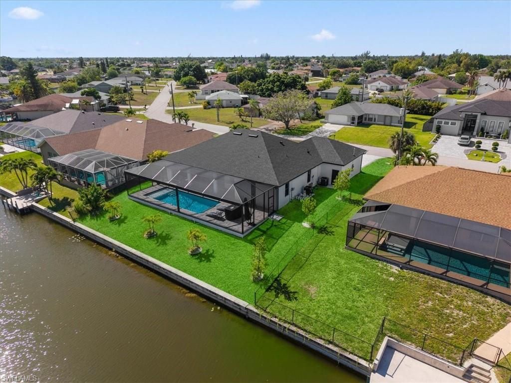 Image 29 of property listing at 203 SE 11th TER, Cape Coral, FL 33990