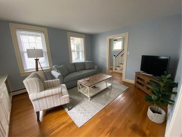 9 Potter Street, Newport, RI 02840