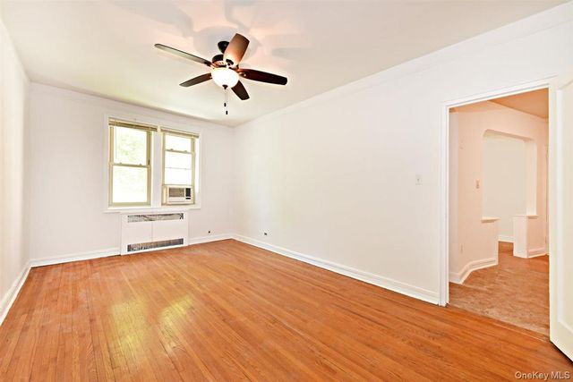 84-49 168th Street 1F, Jamaica Hills, NY 11432