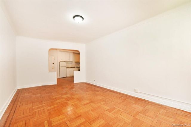 84-49 168th Street 1F, Jamaica Hills, NY 11432
