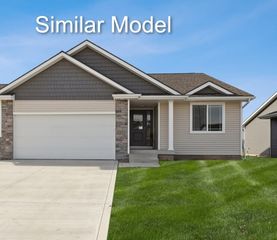 9247 Stillwater Drive, West Des Moines, IA 50266