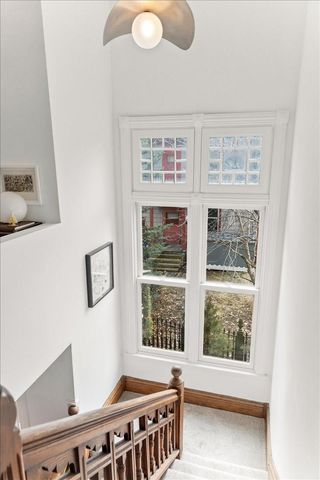 283 Avon Street N, Saint Paul, MN 55104