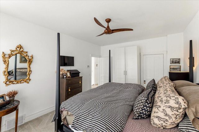 283 Avon Street N, Saint Paul, MN 55104