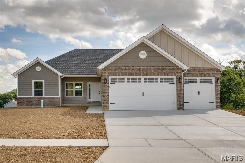 10714 Trenton Lane TBB, Foristell, MO 63348