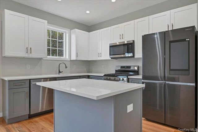 505 Iron Forge Lane, New Windsor, NY 12553