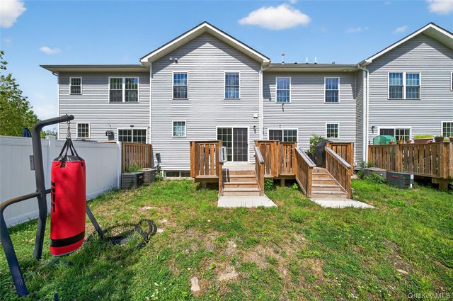 505 Iron Forge Lane, New Windsor, NY 12553