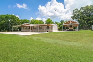 555 Wilder Crest Lane, Brenham, TX 77833